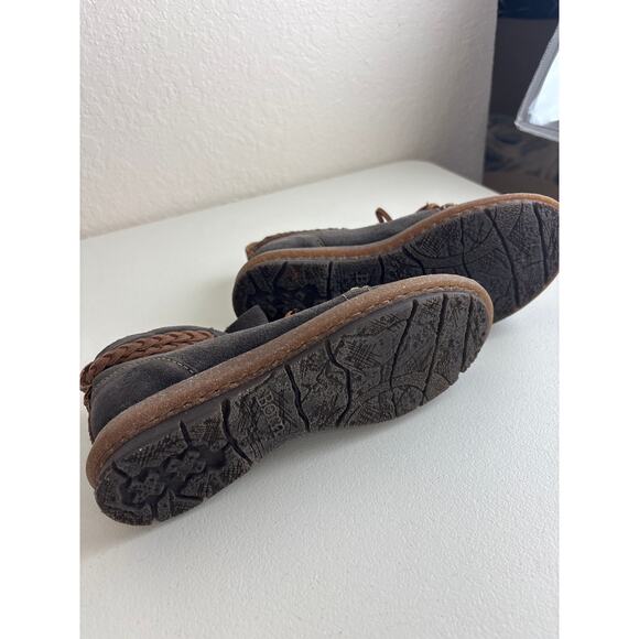 Born Temple Ankle Boots Suede and Leather Size 6.5 - Picture 9 of 9